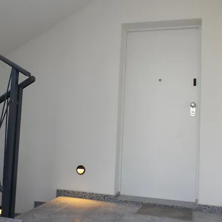 M-m Подстрана