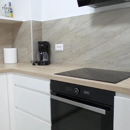 M-m * Подстрана